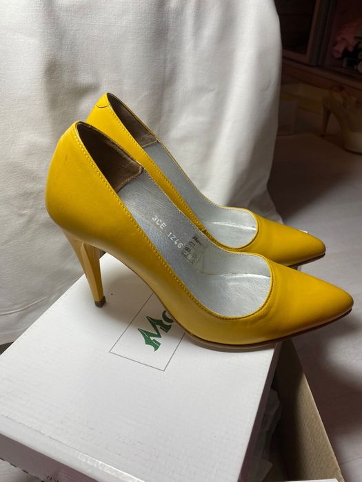 Pantofi piele naturală mărimea 38