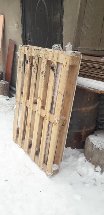 Палеты новые отл сост