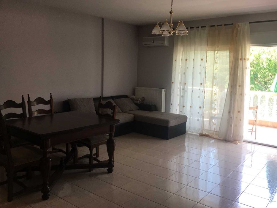 Апартамент за почивка в Неа Перамос