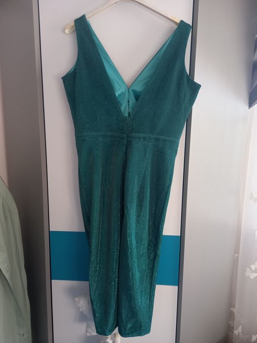 Rochiță verde cu paiete mici