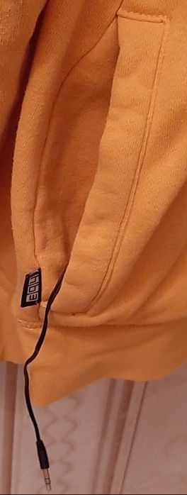 Толстовка с наушниками