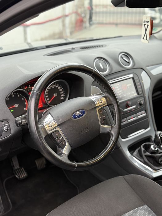 Ford mondeo 1.6 benzina