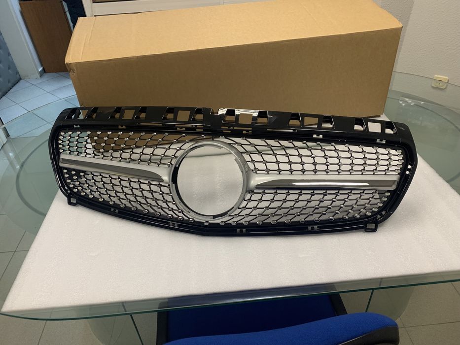 Решетка за Mercedes Benz Diamond Grille A Class W176 13-15