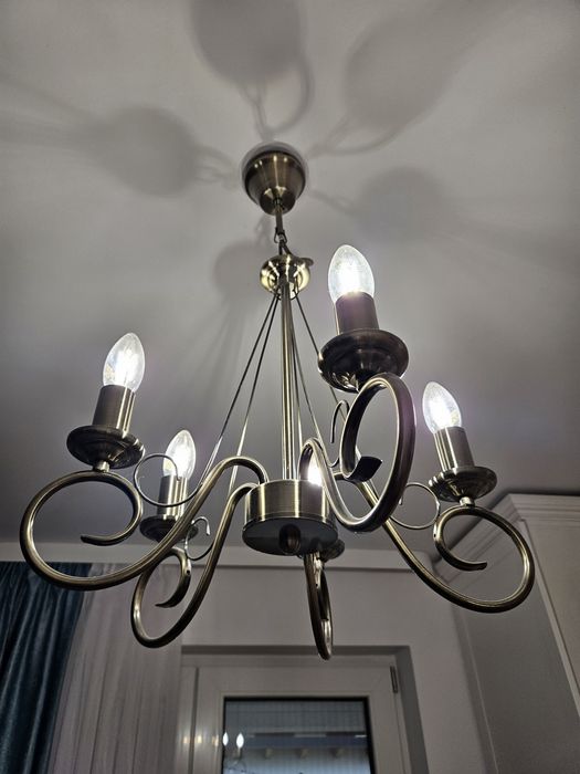 Set corpuri iluminat candelabre lustre aplici