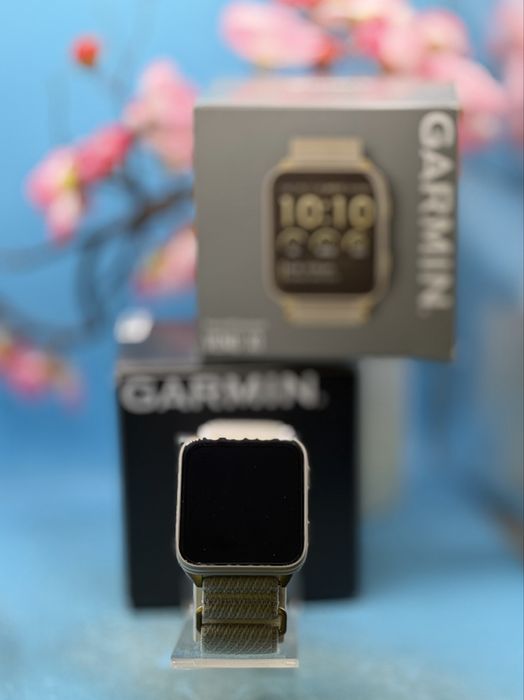 НОВ!!! Смарт часовник Garmin Venu X1, Soft Gold с титаниев гръб и каишка найлон French Gray