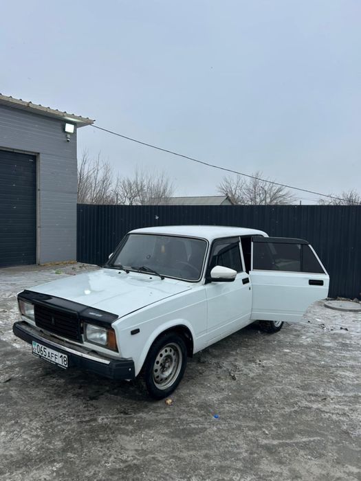 Продаю семерку.