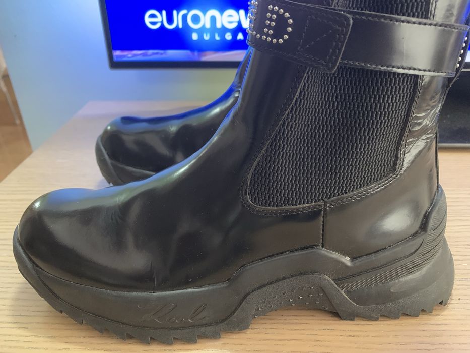 Боти на Karl legerfeld