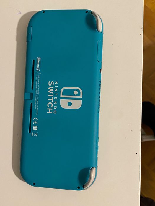 Nintendo Switch Lite в перфектно състояние