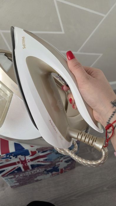 Statie de calcat Philips PerfectCare Expert GC9642/60, 2400 W, 1.8 l,