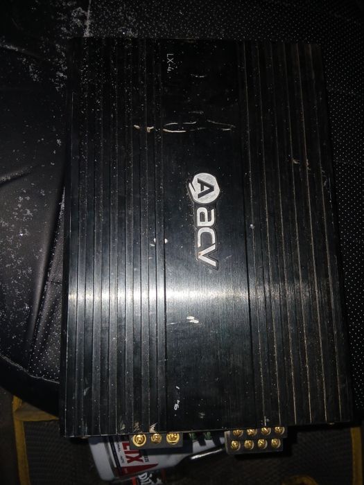 Автомобильный усилитель звука