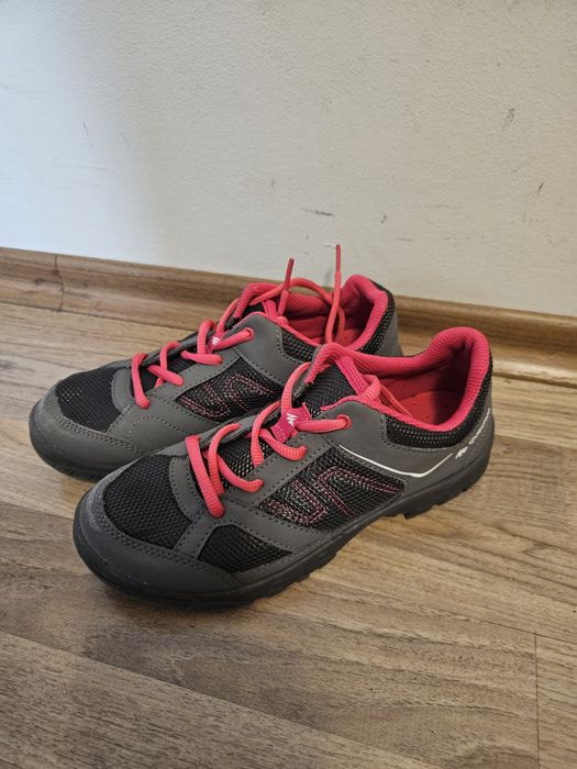 Туристически обувки Queshua 36н.