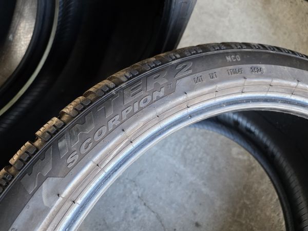 315/35/22//285/40/22 PIRELLI