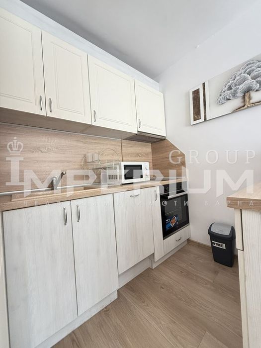 Дава се под наем Двустаен апартамент в Варна, Гръцка махала - 55 кв.м за 663 € - Снимка #2