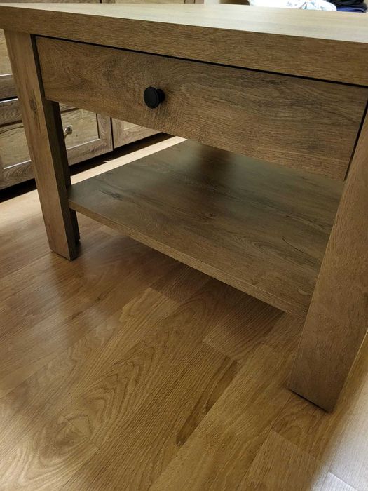 Vand URGENT masa living JYSK, stejar salbatic, ca nouă