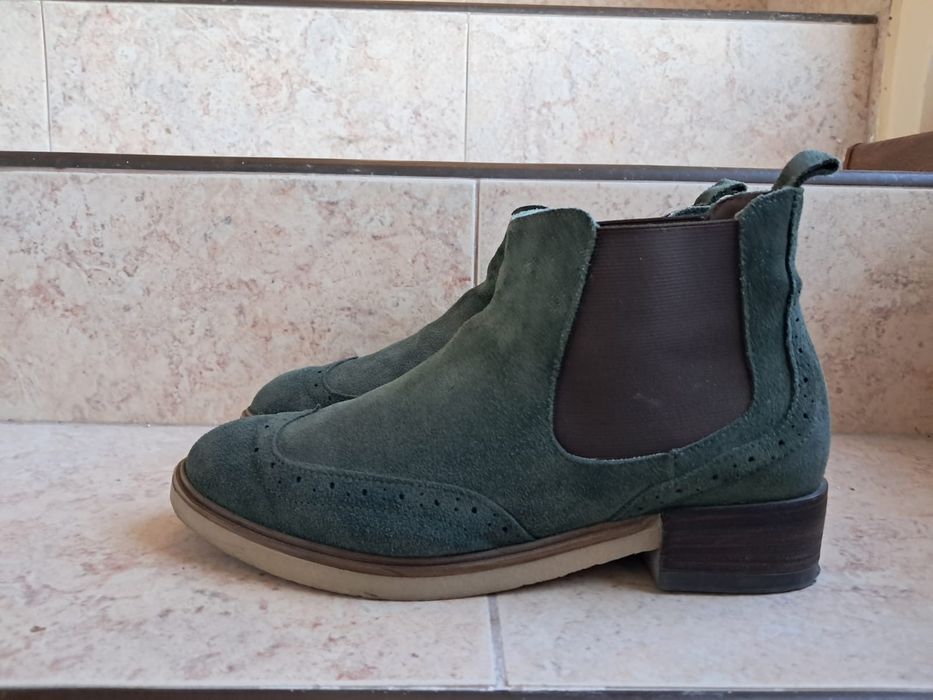 боти на платформа и Зелени велурени боти
