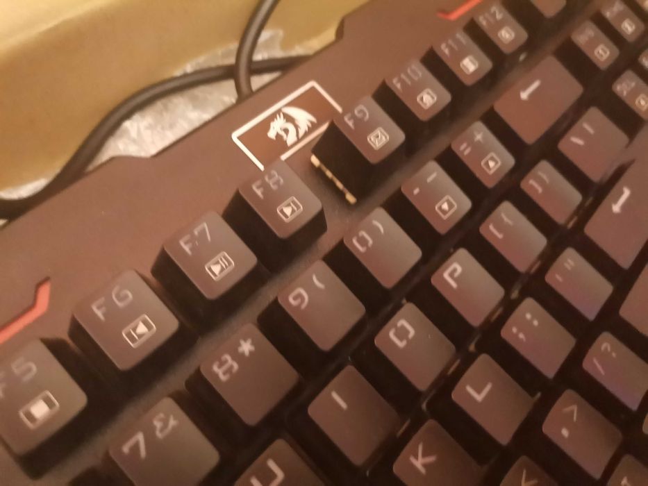 Gameing клавиатура REDRAGON