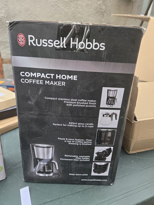 Чисто нова кафе машина