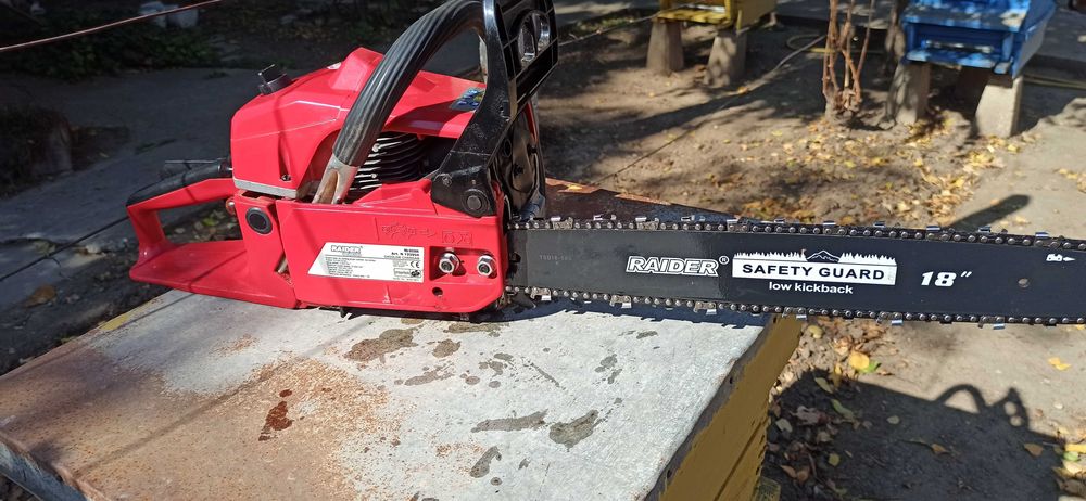 моторен трион RAIDER GCS 08-цена 100 лв