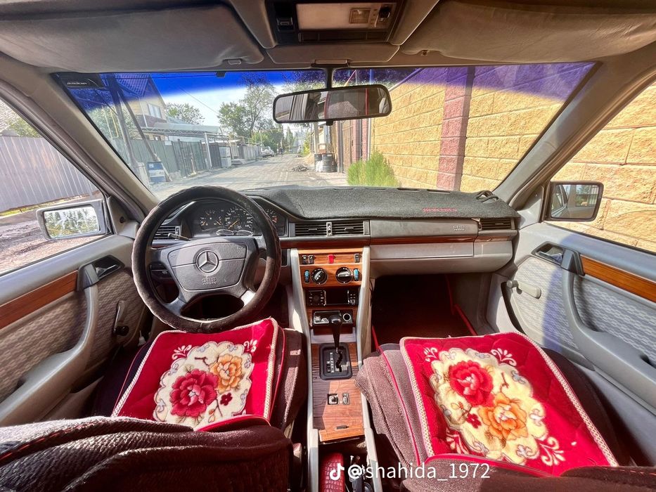 Мерседес бенз е124