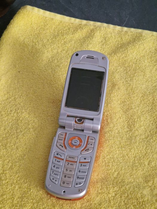 Telefon lg U8180 perfect funcțional
