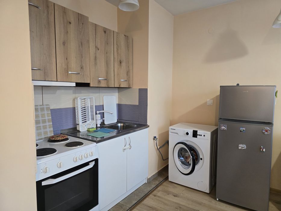 Давам под наем апартамент