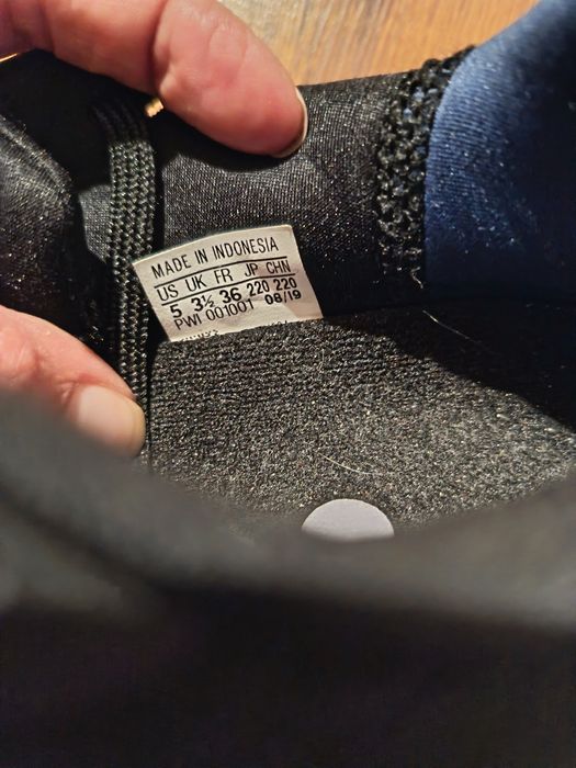 Маратонки Адидас