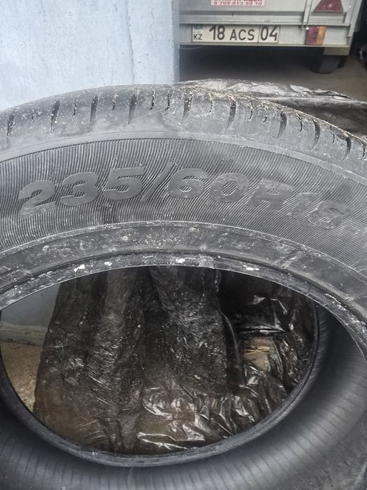 Продам 4 резины летние