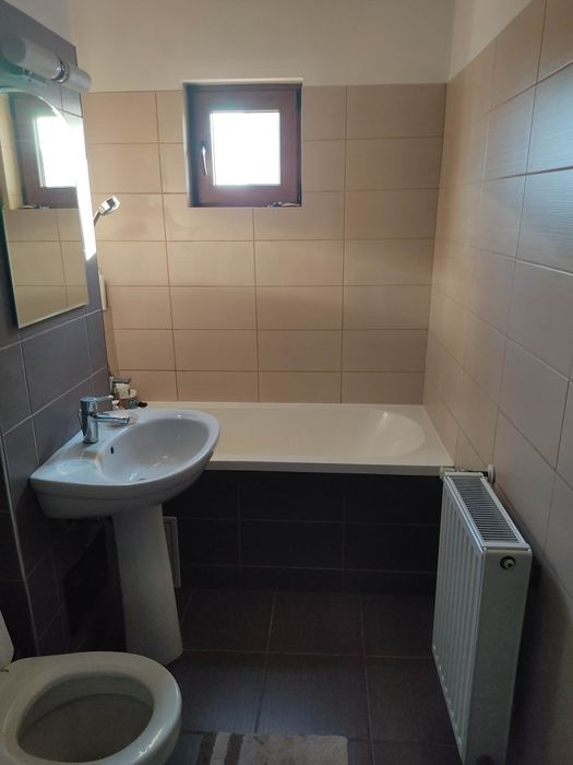 Apartament 3 camere etaj 1/4 ARAD