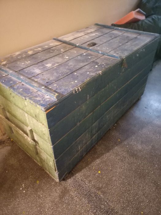 Vand ladă din lemn masiv