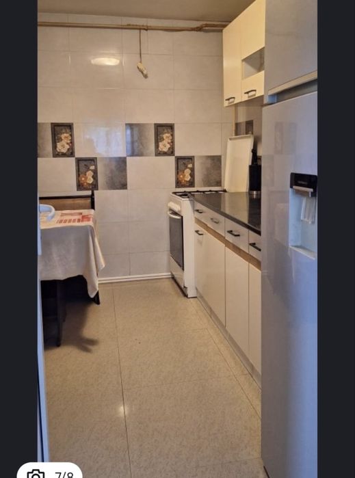 Camere la comun la curte