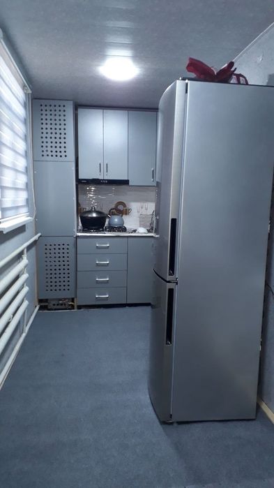 Продаю 2-х комнатную 2-3/1/4 квартира в г.Чирчик на против 24 и муз шк