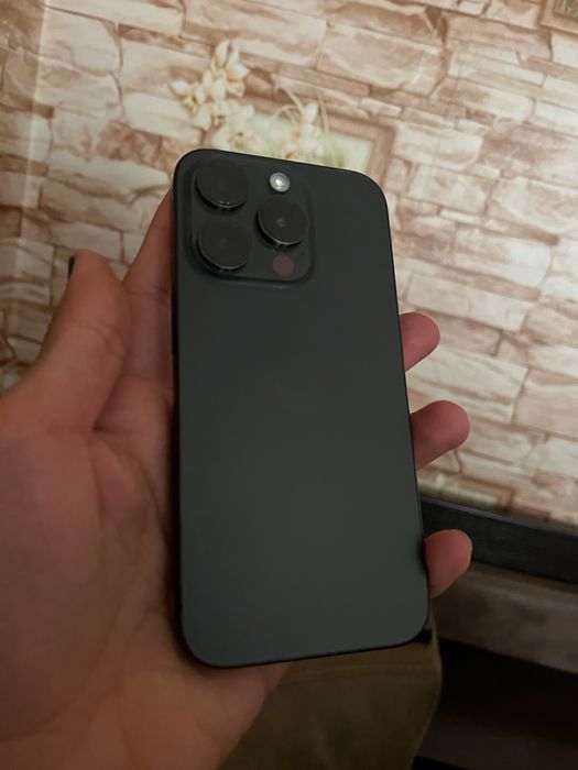 iphone 15 pro  идеал