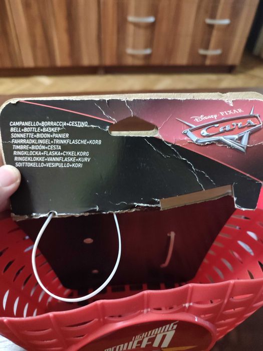 Бутилка за вода и сок Star Wars и кошница за колело McQueen