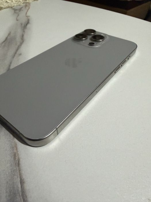 Iphone 15 Pro Max  Natural Titanium