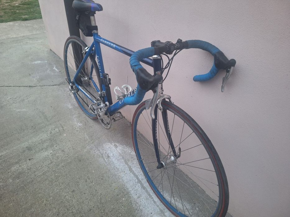 Semicursiera Carrera