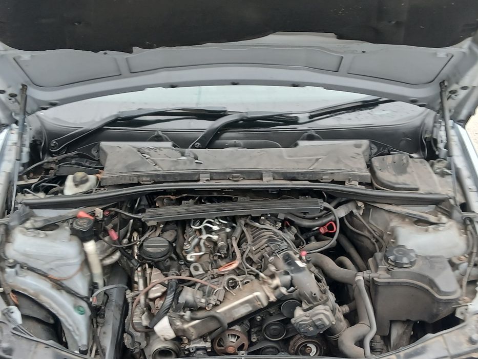 Ambreaj Volanta Turbina Injectoare Rampa Alternator Galerie BMW F10