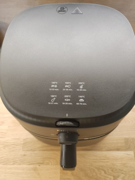 Air fryer / Еър фраер Philips NA 130 в гаранция