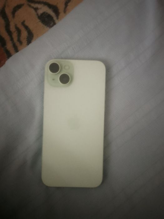 Iphone 15 plus продаётся