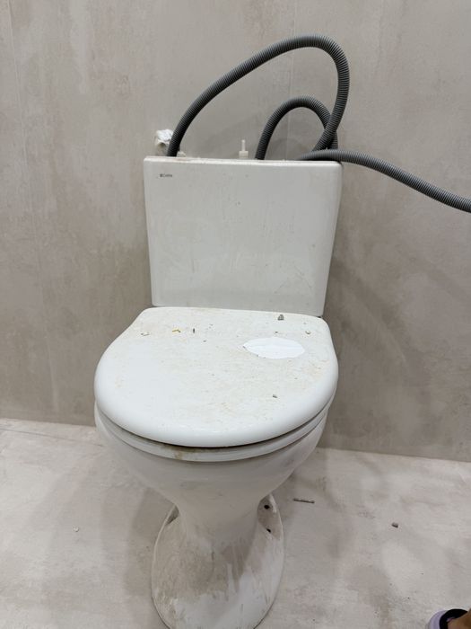 Продается унитаз