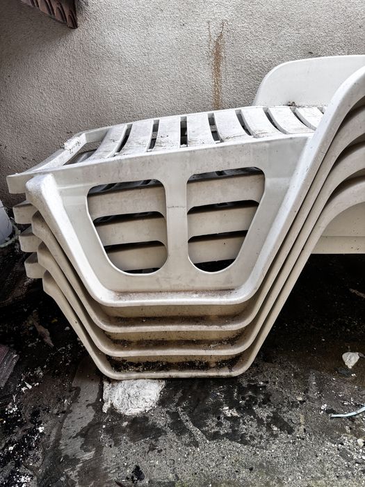 Пластмасов шезлонг за плаж/басейн/градина