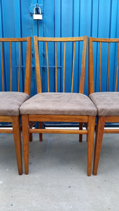 Стулья из дерева. Цена за 4 штуки