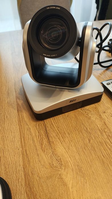 Система за видеоконференции AVer VC520 (Камера и Спийкърфон)
