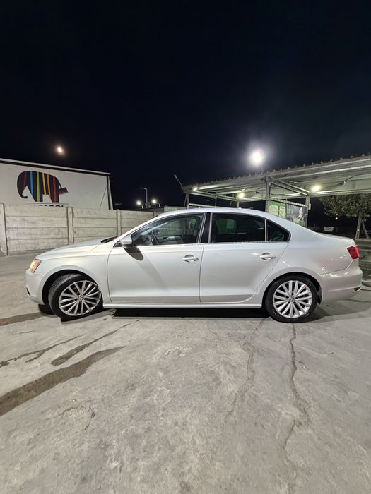 Volkswagen Jetta 1.6 TDI DSG