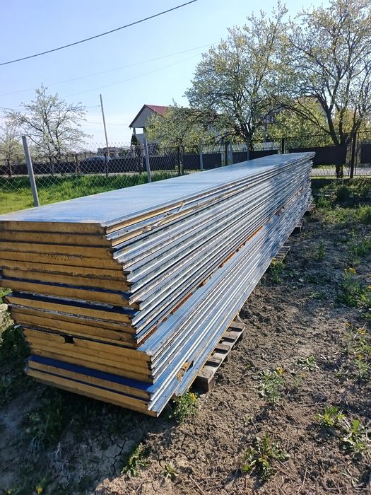 Vând 20 de panouri perete grosime 6