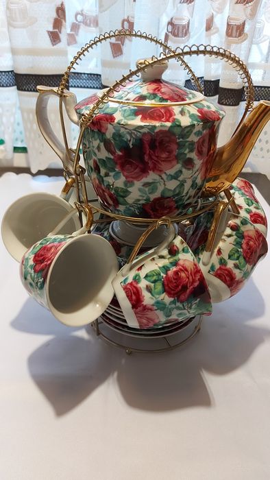 Продам чайный сервиз