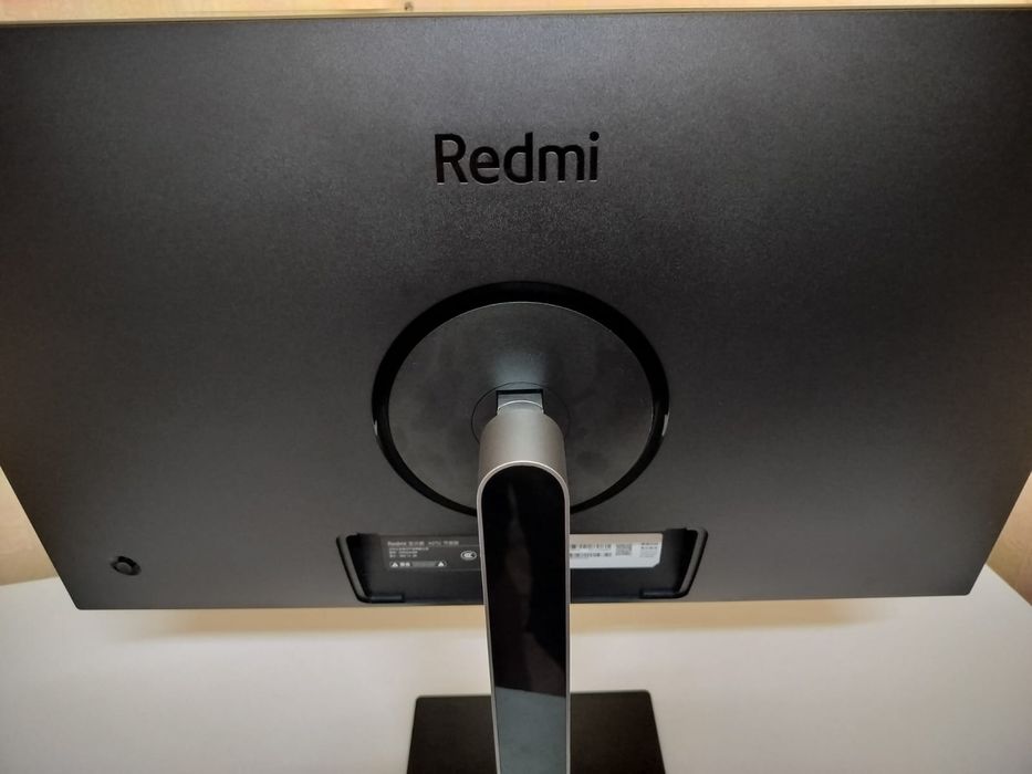 Продам монитор Xiaomi