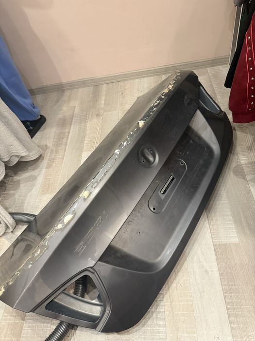 Капак за багажник е90