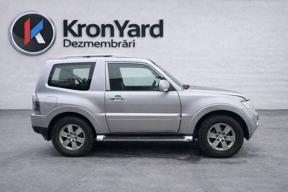 Dezmembrari dezmembrez  Mitsubishi Shogun Pajero 2006 - 2011 3.2 D 4M41