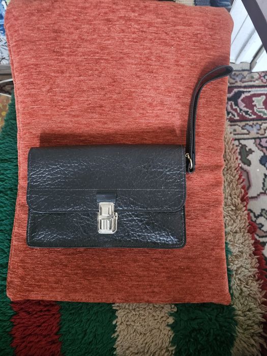 Мъжка чантичка от изкуствена кожа