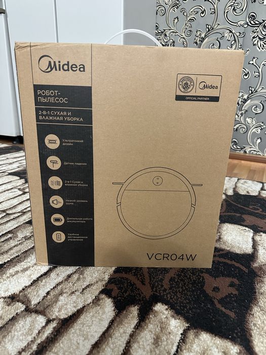 Новый робот пылесос